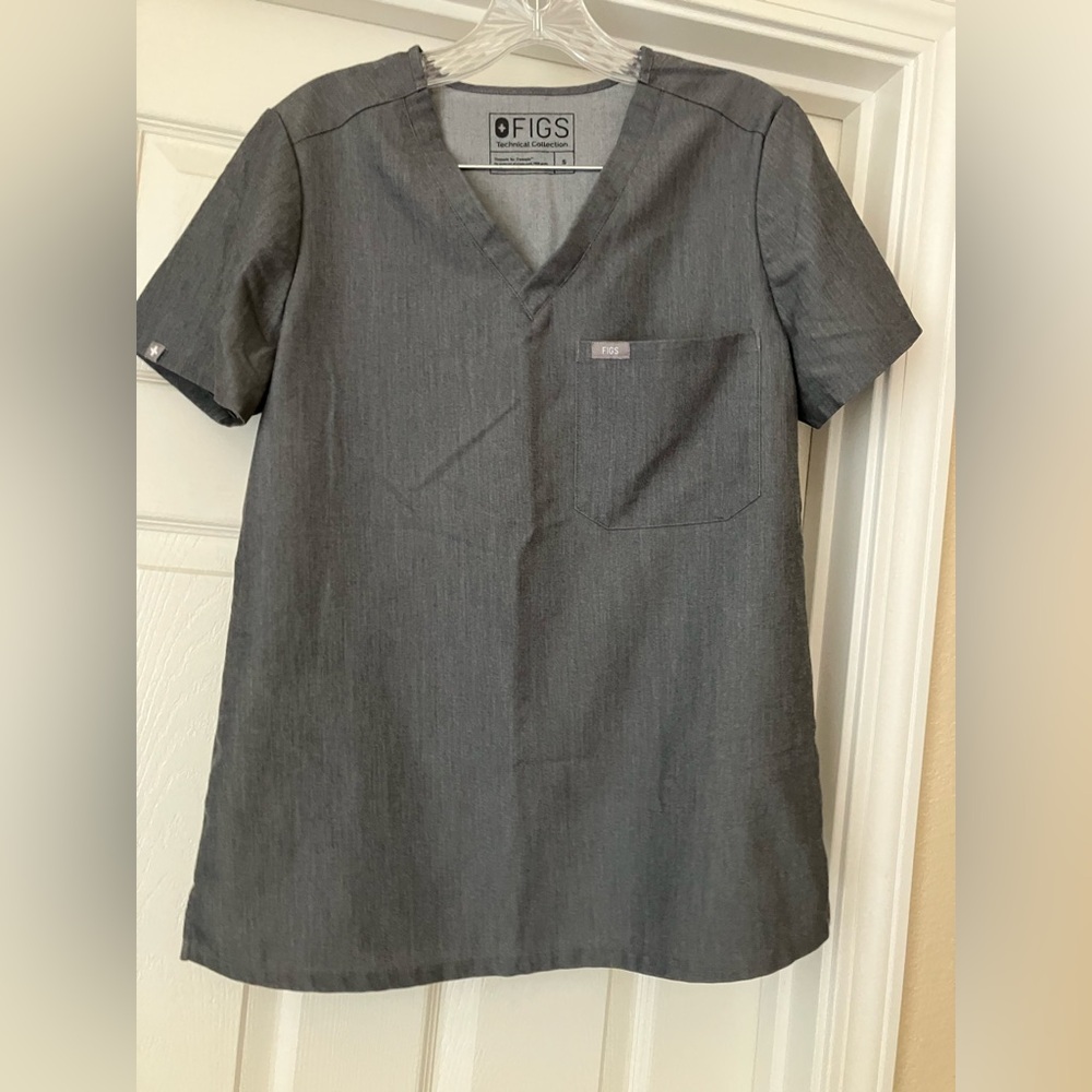 Figs Catarina Graphite Grey Scrub Top